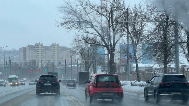 Жителям Самары объяснили, почему не убраны колеи на Московском шоссе 

Подрядчик по гарантии должен..