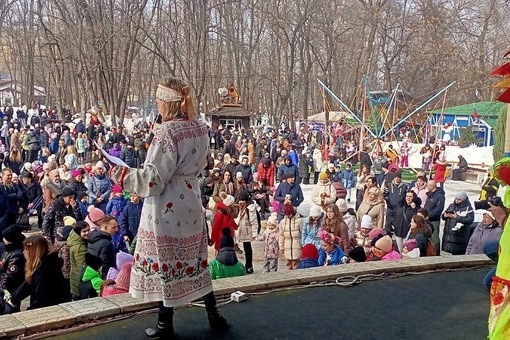 Масленица в парке 1 Мая и на Бору
..