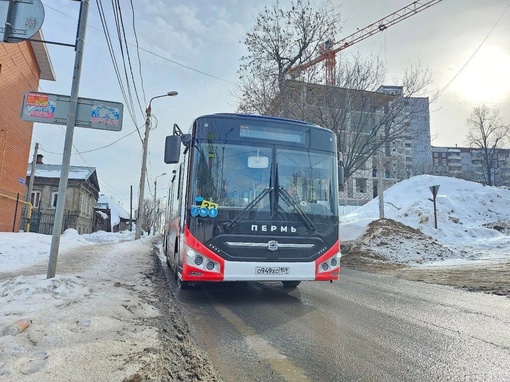 На дороги Перми вышел китайский автобус 

На маршрут №33 вышел первый автобус среднего класса вместимости..