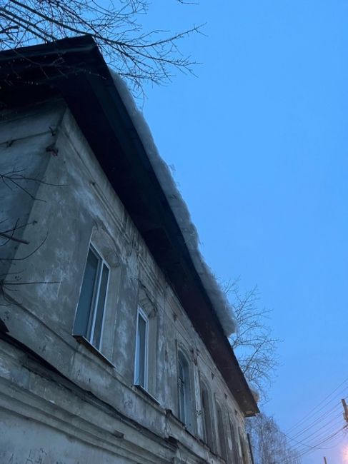 В Перми усилят контроль уборки крыш домов от снега и наледи 

Об этом сообщил мэр города Соснин. Он рассказал,..