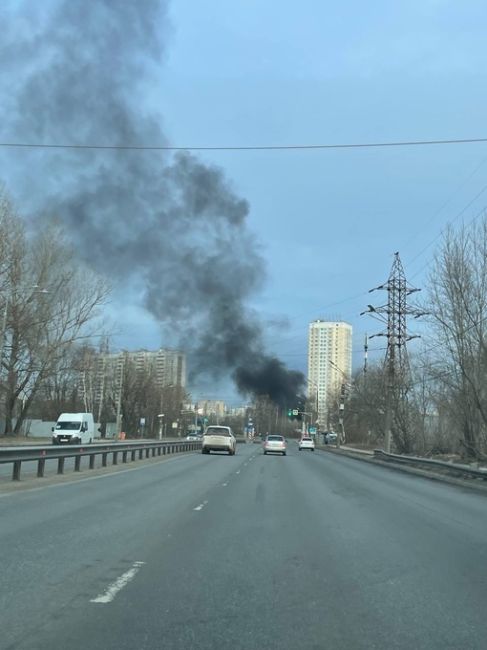 🗣️ На Комсомольском шоссе сегодня сгорело..