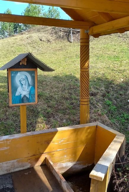 Село Кременки Нижегородской области и источник Явленный💙

фото Галины..