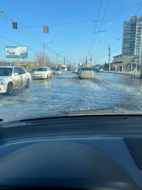 Когда откачают воду? Остановка пос. Южный (Московка).

Новости без цензуры (18+) в нашем телеграм-канале..