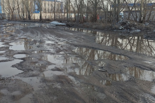 Развитие туризма в Омске на бумаге и в отчетах. Москва "схавает" и еще "бабла" подкинет.

Город в грязи, мусоре...