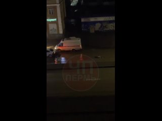 ‼️Сегодня около 4 утра в Перми произошло смертельное ДТП.

По ул. Героев Хасана в направлении ул. Чкалова..