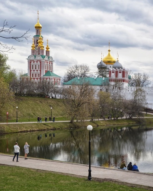 Парк Новодевичьи пруды.

Фото:..