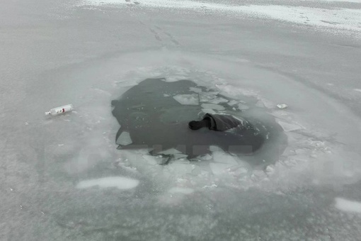🗣️ Первый пошел - в Неклюдово на озере Кисленко утонул рыбак

Сигнал спасателям о провалившемся под лед..
