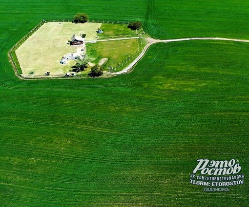 🏡 Уединённая усадьба в пригороде Таганрога

Красиао жить не..