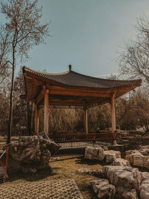 Китайский ландшафтный парк "Хуамин" вновь открыт для посетителей.

Фото Инника..