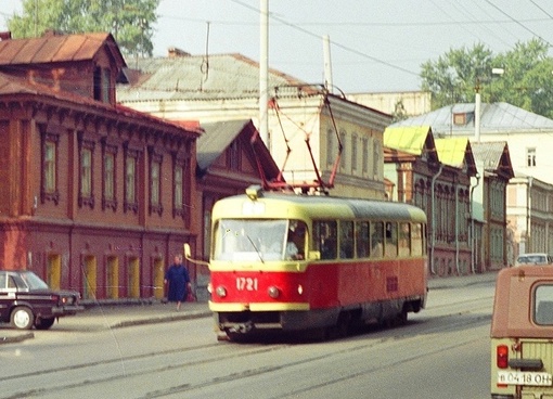 Большая Печёрская улица. 1996..