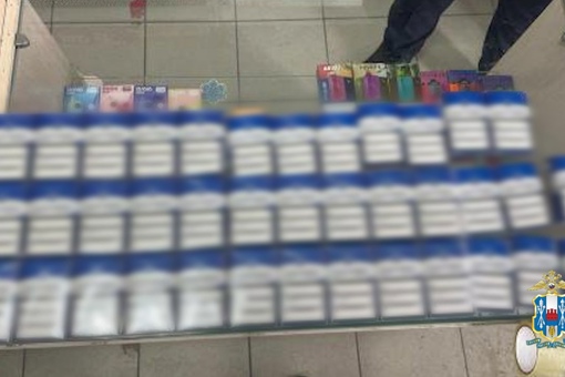 В Ростовской области полицейские задержали коммерсанта за контрабанду нелегальных сигарет. 
 
Им оказался..