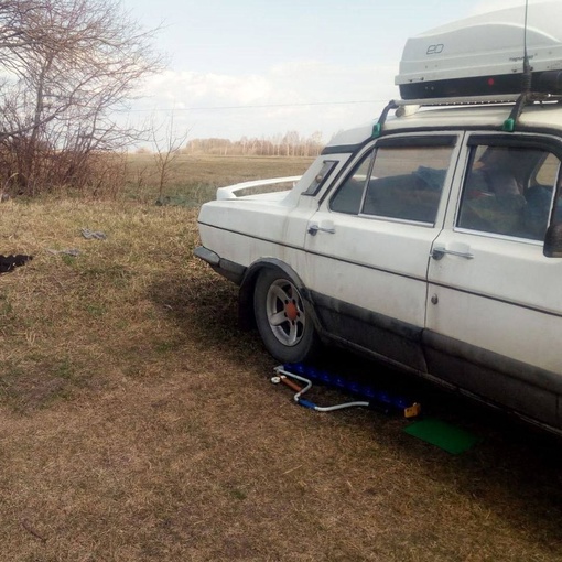 На озере Карагайкуль было обнаружено тело рыбака, который провалился под лед.

Мужчина из Екатеринбурга, 66..