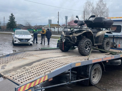 В Омской области задержали пьяного "бесправника" на квадроцикле

Вчера днем в селе Надеждино Омского района..