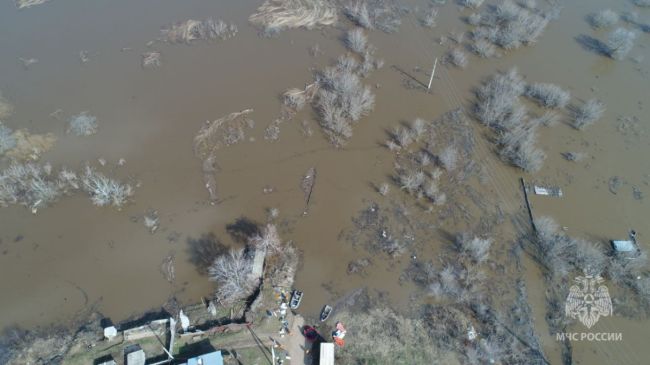 В реке Самара уровень воды повысился до опасного значения 

Вода прибывает

В Самарской области продолжает..