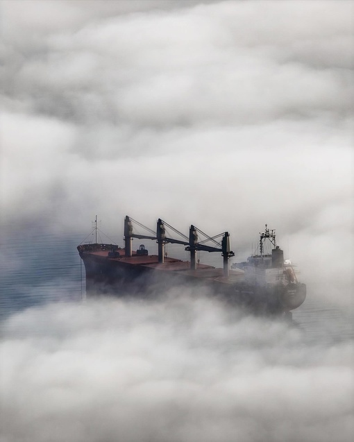 Новороссийск в тумане 🌫️ 

Фото..
