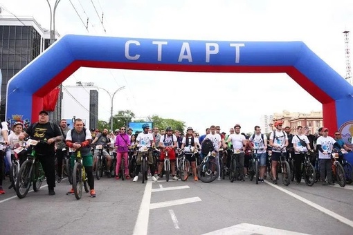 «Ростовский велопарад» состоится 26 мая. 
Старт и финиш – на Театральной площади.

Будете принимать..