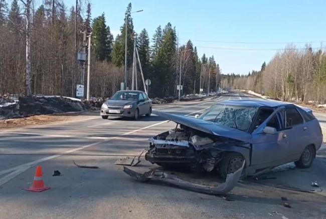 На трассе в Прикамье пьяный водитель влетел в ограждение

Предварительно установлено, что 4 апреля около 12:30..