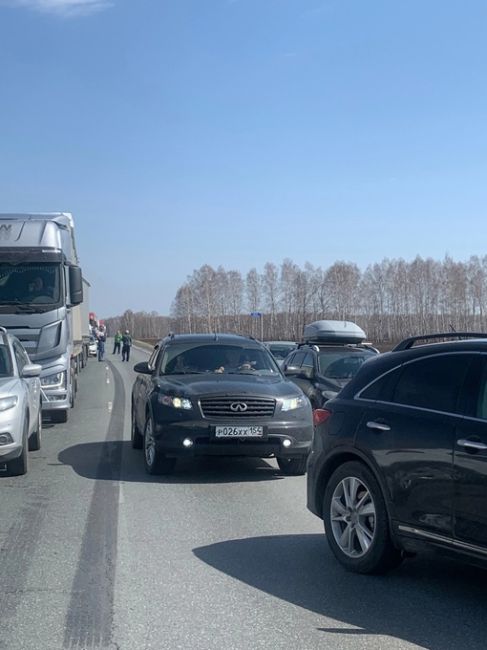 Все мы знаем про ситуацию с паводками, в частности про с Абатское в Тюменской области. Люди, давайте уважать..