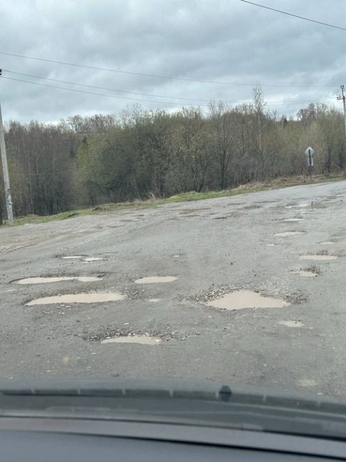 От подписчиков 

Добрый день, просим помочь с содержанием дороги Заозерье-Глушата.
Состояние дорогие..