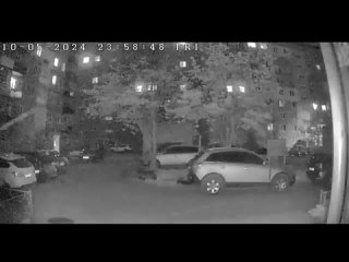 🗣️ Страшные кадры сняла камера домофона одного из домов у Светлоярского озера.

В ночь с 10 на 11 мая трое..