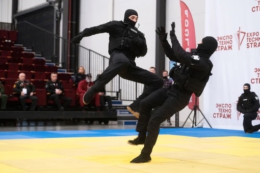 Ростовские спортсмены заняли первое и третье места на Всероссийских соревнованиях по рукопашному..