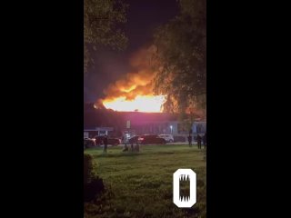 Вчера поздно вечером разгорелся пожар на швейной фабрике в Ногинске.

Пожар бушевал всю ночь. Пламя..