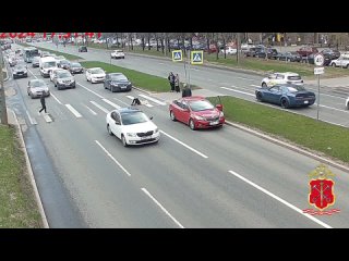 В Петербурге школьник вбежал в машину на пешеходному переходе

Необычное ДТП вечером 1 мая запечатлела..