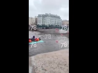 ‼️В Санкт-Петербурге трагедия. Автобус с пассажирами упал в реку Мойку на Поцелуевом мосту. Погибло 7..