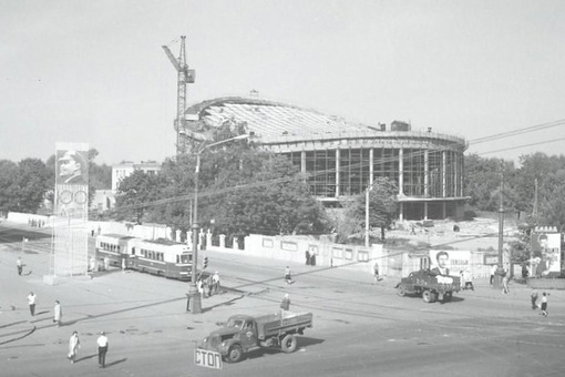 Воронеж в прошлом. Строительство Цирка, 1972..