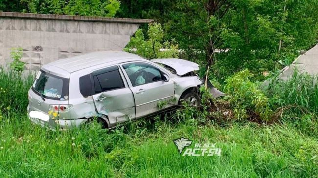 В салоне автомобиля находились дети

В Новосибирской области на Восточном шоссе 7 июня произошло ДТП с..