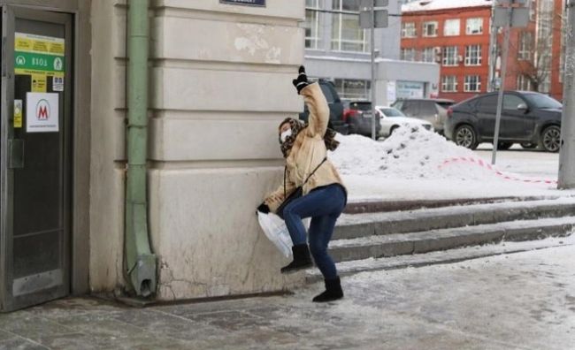 Жительнице Новосибирска ампутировали голень после падения на гололёде

ЧП произошло вечером 7 января на..