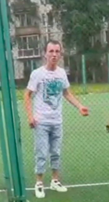 В Петербурге задержали мигранта, душившего мальчика на футбольном поле

Инцидент произошёл вечером 24 июня..