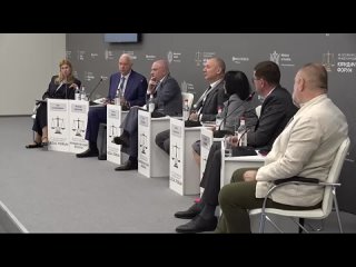 "Очень хотелось бы знать, когда хорошие законы примет наша Государственная Дура, извините. Давайте сделаем..