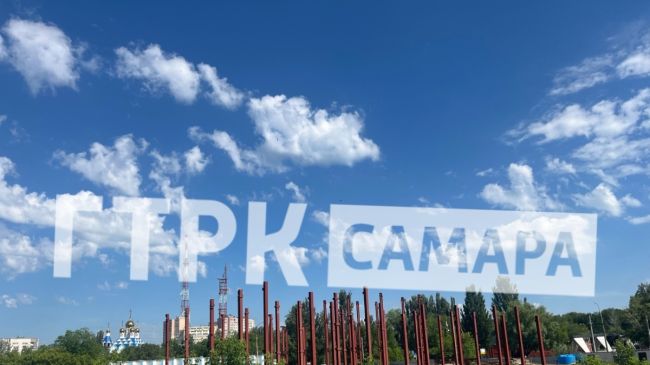 В Самаре возведение бассейна стало долгостроем 

Фоторепортаж ГТРК «Самара»
 
Торчащие железные конструкции..