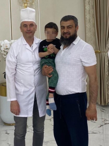 👏В Башкирии врачи спасли попавшего под микроавтобус 2-летнего малыша 
 
ДТП произошло еще 23 сентября 2023 года...