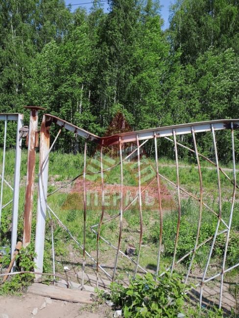 От подписчиков 

Сегодня побывали на кладбище Банная гора и просто ужаснулись тому, что остановку сделали со..