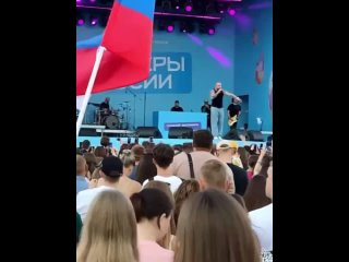 🗣️ Группа 5УТРА зажигает на Нижегородской ярмарке 

Как..
