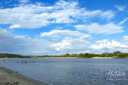 🏖 Пляж на берегу Дона рядом с Мелиховской

Очень классное место. Пляж огромный, песчаный  чистый, с..