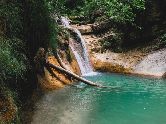 Про Водопады Коаго. 

Мои любимые водопады в районе Геленджика, балансирующие на тонкой грани доступности и..