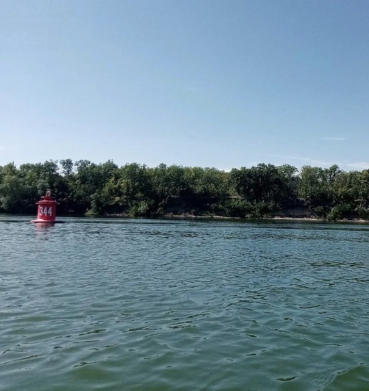 🌊 Одно из лучших Донских мест - Сонькина коса. 

Кристально чистая вода, белоснежные пески, мало людей. А..