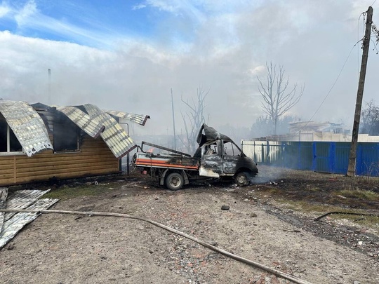 На пожаре в частном секторе Омска погиб человек

Тело одного пострадавшего было обнаружено во время тушения..