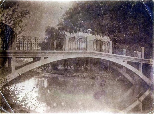 Мостик через реку Темерник рядом с монастырем Сурб-Хач, 1911..