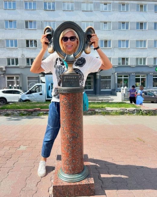 Певица Алена Свиридова уже в Перми! Она посетила самые популярные места города и сделала памятные..