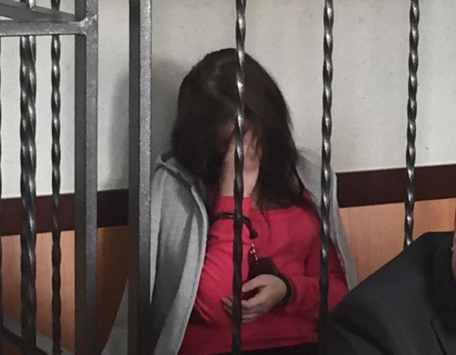 ‼Дзержинский районный суд приговорил безработную мать четверых детей к полутора годам условного срока за..