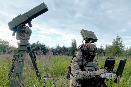 Минувшей ночью на севере Ростовской области силами РЭБ были перехвачены два украинских БПЛА.

«Пострадавших..