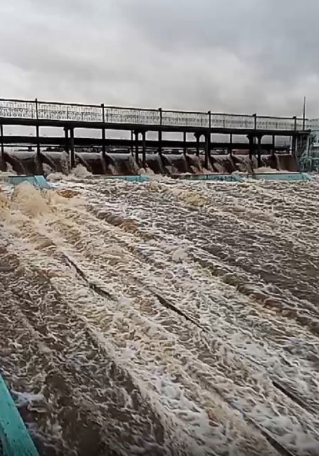 💦 В Башкирии сильные дожди наполнили водохранилища 
 
В Башкирии водохранилища принимают и сбрасывают..