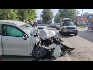 В Октябрьском районе Новосибирска в аварии с автобусом погибла 27-летняя пассажирка иномарки 

– 4 июля..