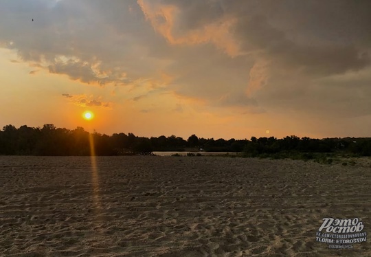 🏖 Пляж на берегу Дона рядом с Мелиховской

Очень классное место. Пляж огромный, песчаный  чистый, с..