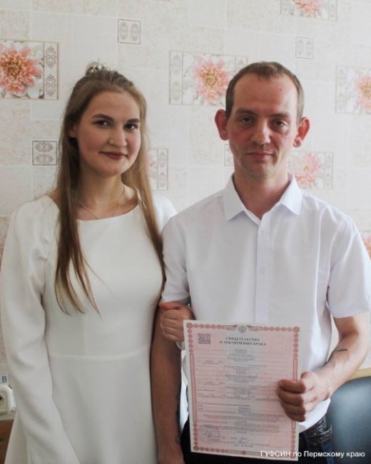 История любви! Осужденная из ИК-28 в Березниках вышла замуж за москвича

Молодежены познакомились по..