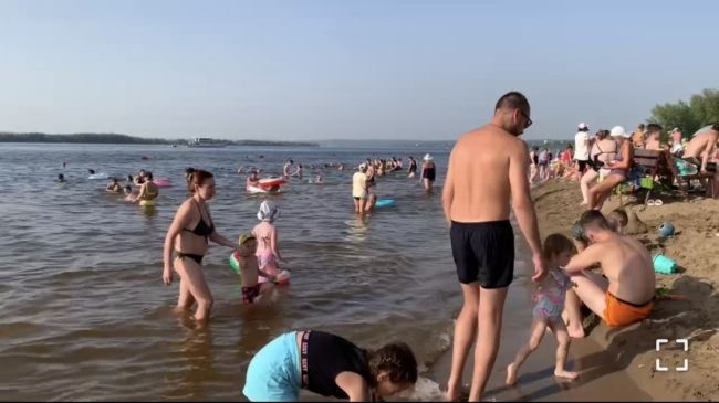 Вода в Волге в Самарской области прогрелась до +25 градусов 
Но не везде 

Гидрологи 63 региона опубликовали..